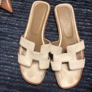 Hermes white Oran size 38